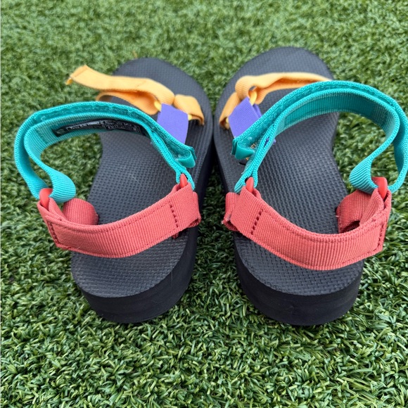 Teva Original Universal Sandal Women’s Size 8 - Picture 7 of 7